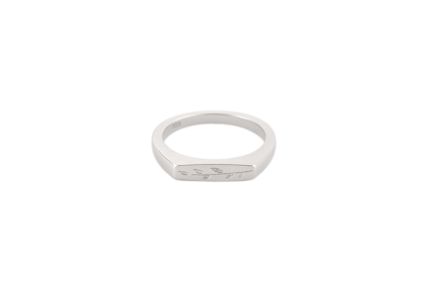 Trellis | Leaf Engraved Ring